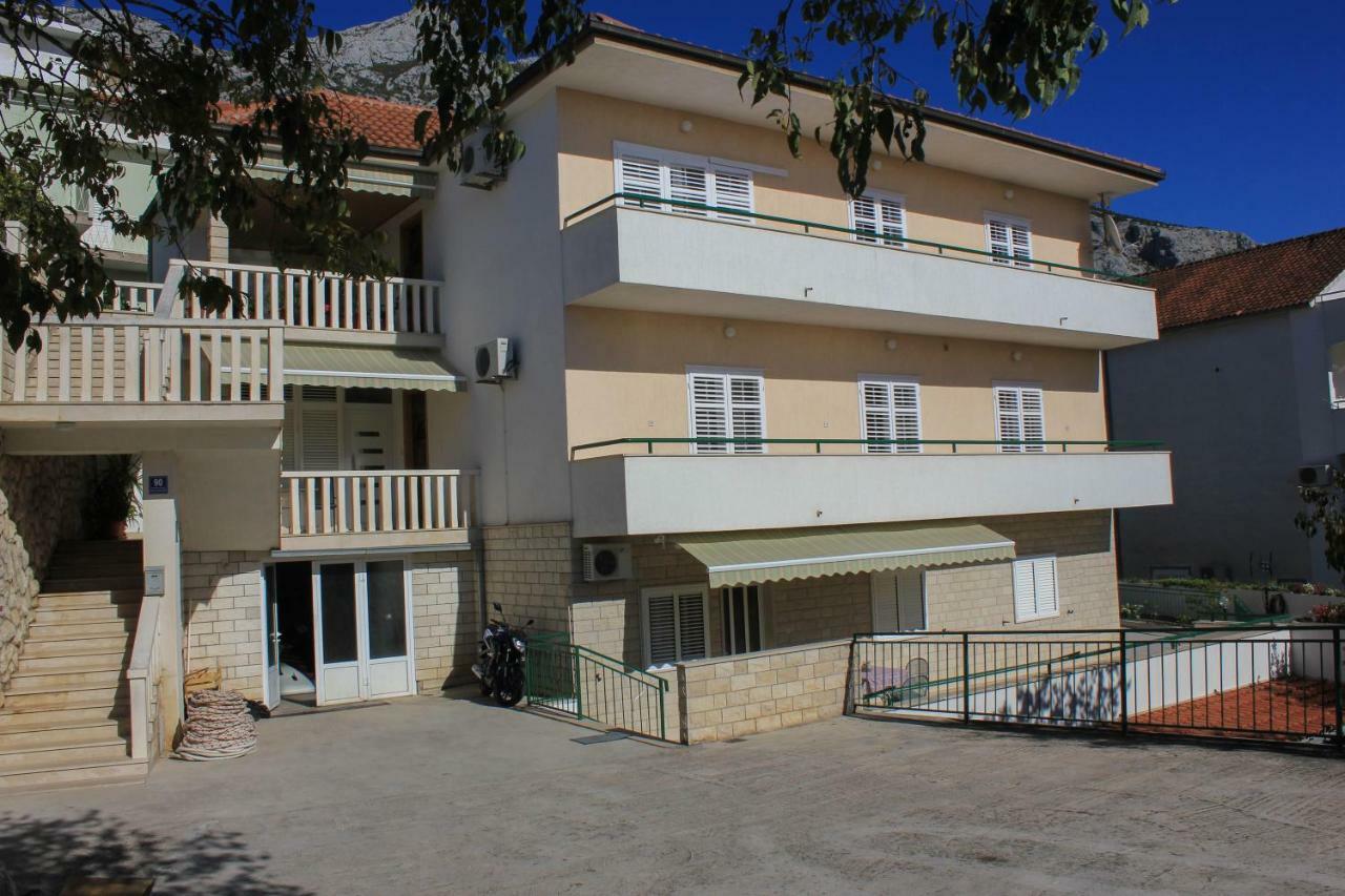 Apartments Pino Макарська Екстер'єр фото